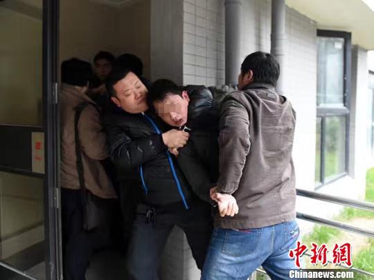 南京破获19年前杀人案 凶手被抓时已成千万富商