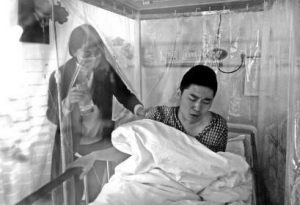 少年临近高考却得白血病:"我不服气，我才17岁啊"