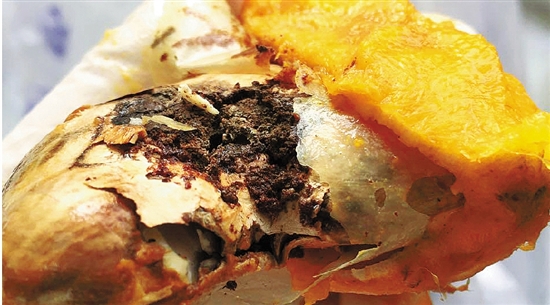 旅客从境外带回芒果,里面竟藏着神秘生物(图)