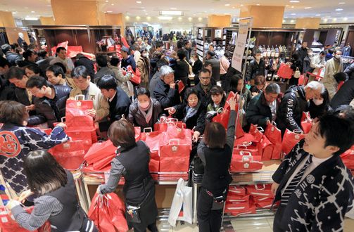 热帖:中国游客春节干下一件大事 日韩哭晕了(图)