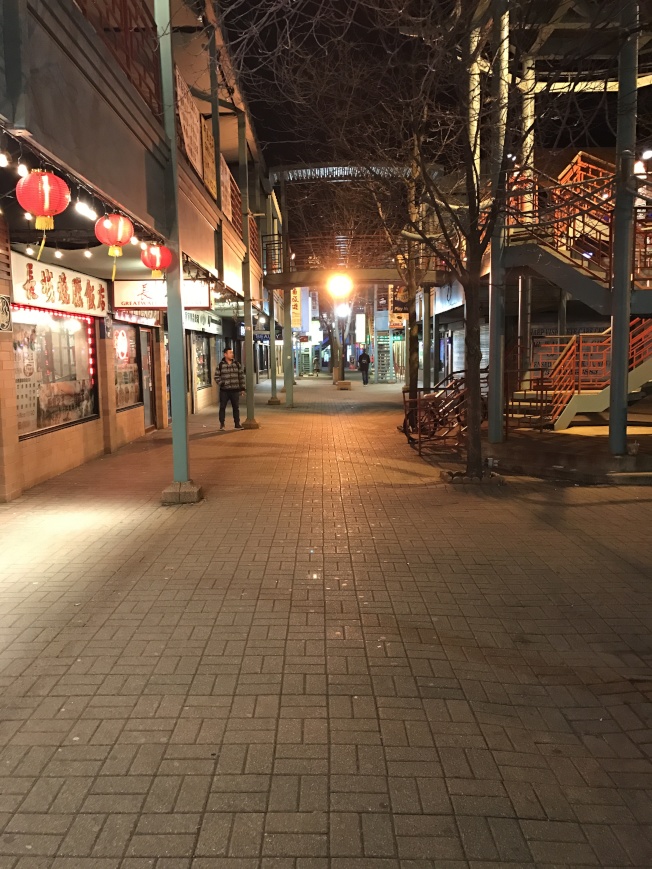 "变鬼城了!" 华埠多日空空荡荡 愁煞华人店东(图)