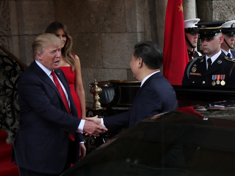 习近平送特朗普丰厚礼单曝光:针对安倍?