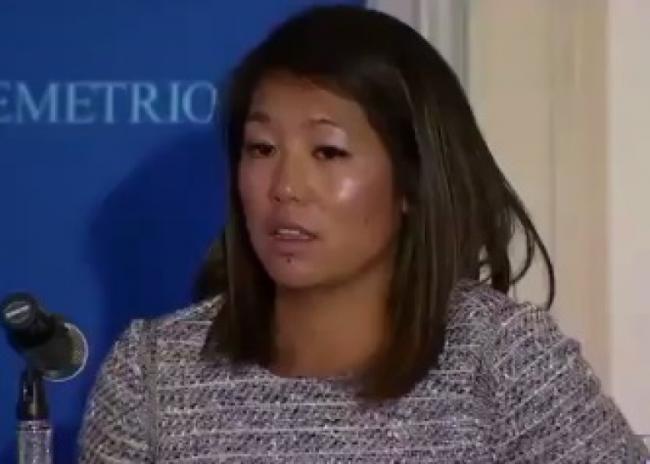 美联航事件:苦主断鼻掉牙 惨过越南走难(图)