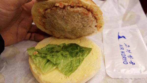 朝鲜给外国人吃什么?世上最好吃的汉堡(组图)
