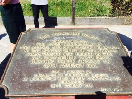 这个国家华裔做开国国父 为华人设纪念日还免签!