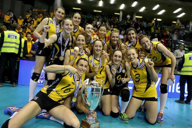 赢了!瓦基弗银行3-0完胜夺欧冠 朱婷荣膺MVP(图)