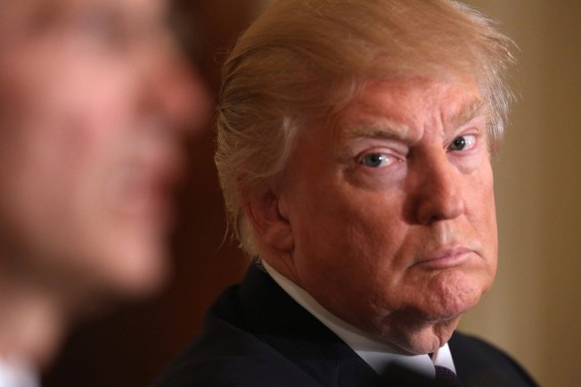 川普问民众：联邦该裁撤哪些政府部门？(图)