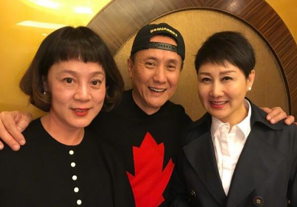 重聚!"高玉良书记"携真媳妇请"前妻"吃饭(组图)