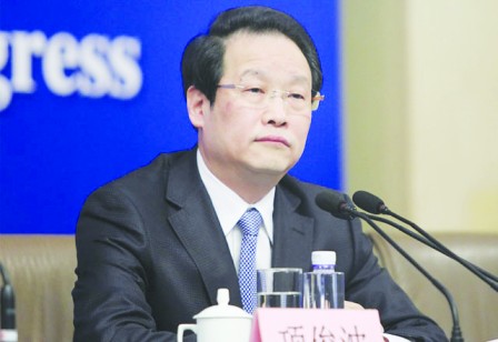 好色项俊波睡百名人妻21个固定情人 却被戴大绿帽