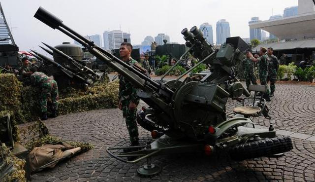 印尼军演遭遇误射事故 肇事者是中国造火炮?(图)