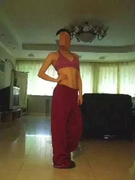 加州37岁重庆妹子告诉你:前凸后翘和年龄无关