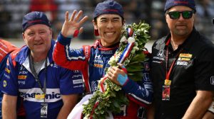 美老兵之子国殇日见日裔夺冠直言不爽 丢了工作