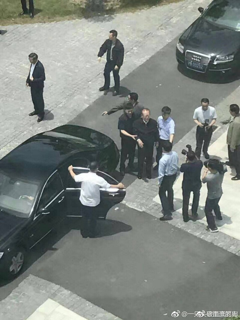 美国之音:网上江泽民现身上海照片 拍照时间待考