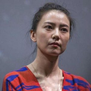 女星素颜难出门，女神成大妈，仨主持丑瞎眼(图)