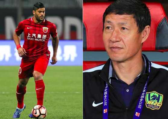 白岩松怒批中超:除了砸钱还能干啥? (组图)