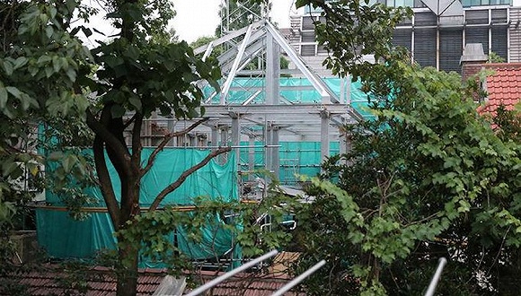 90后女海归花8000万买上海一历史建筑后拆毁