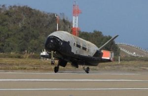 科幻？美欲建太空战司令部 "击败所有对手"(图)