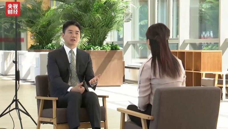 刘强东:五年后,给你送货的都是机器人(组图)