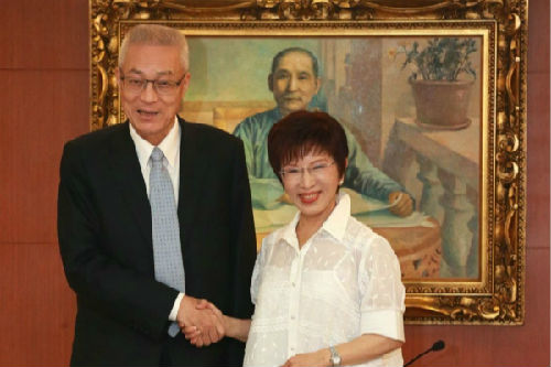 “家事”未平 洪秀柱吴敦义为何“抢着”来大陆?