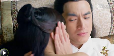 赵丽颖的脸怎么了?所有合作的男演员都爱这么玩